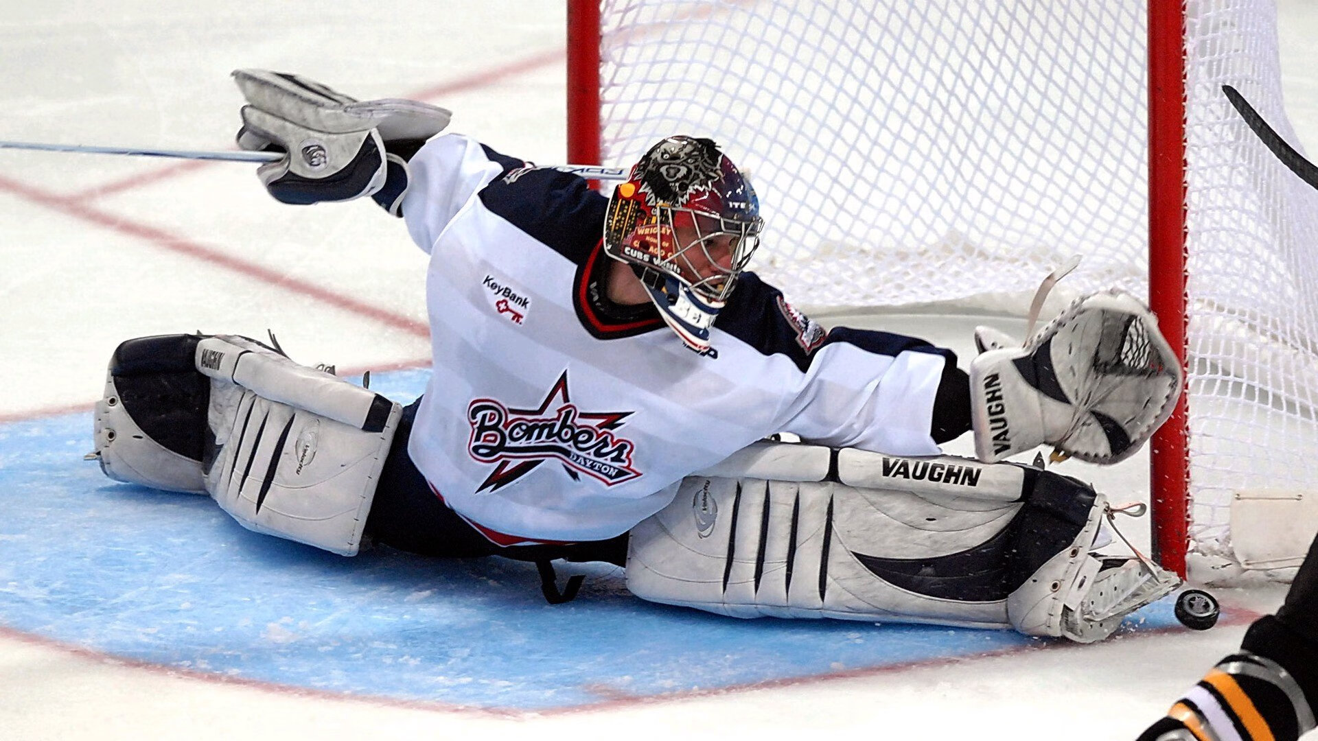 欧冠淘汰赛之夜，罗德里戈关键制胜，伯纳乌见证新王诞生