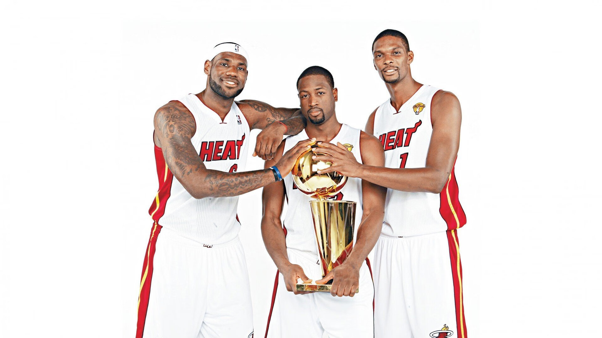 维尼修斯，在F1引擎的轰鸣中，以足球之名完成一场完美超车